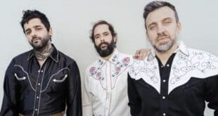 Fresno celebra 25 anos de carreira no BeFly Hall no dia 24 de maio